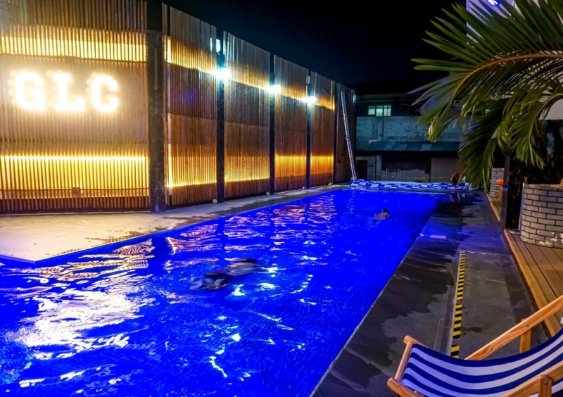フィリピン留学 Cebu21 - GLC-Swimming Pool-13